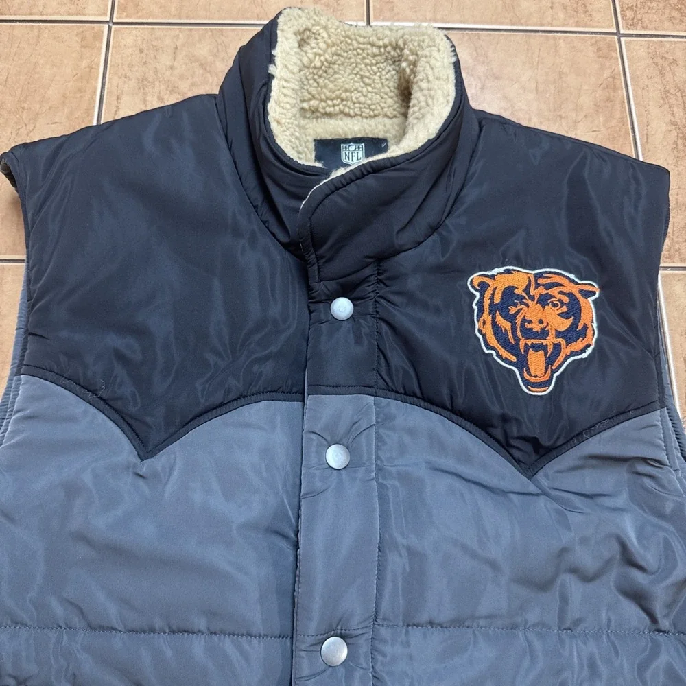 Men's Sz Large Chicago Bears NFL x Darius Rucker Gray Black Vest Sherpa Lined